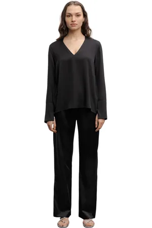 Ahlvar Gallery Bluser & Skjorter, Dame, Sort, S, V-hals Bluse med Blousons Amp
