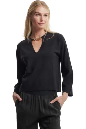 Kocca Strik, Dame, Sort, L, V-halsbluse med kæde