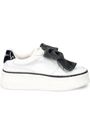 Tosca Blu Sko, Dame, Hvid, 40 EU, Læder, Hvide Slip-On Sneakers med Rhinestone Bue