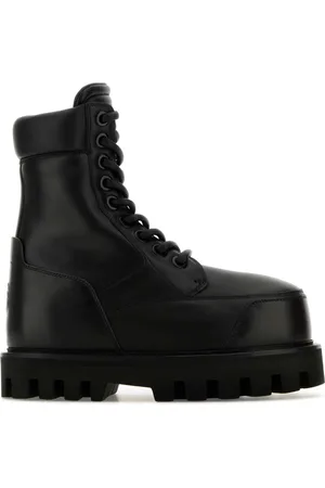 Alexander McQueen Sko, Dame, Sort, 40 EU, Læder, Sort læder ankelstøvler, 4,5 cm