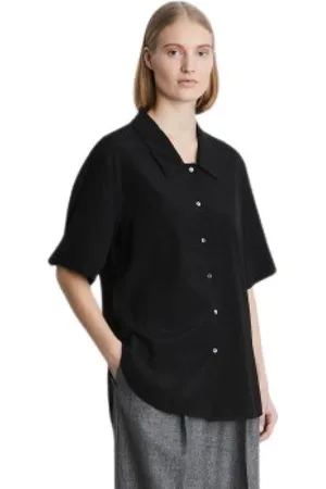 Heartmade Bluser & Skjorter, Dame, Sort, XS, Tyl, Silke Oversized Skjorte med Raffinerede Detaljer