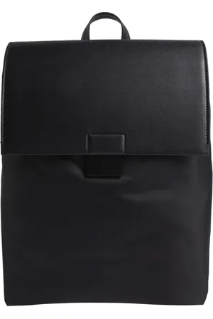 Calvin Klein Taske, Herre, Sort, ONE SIZE, Polyester, Ikonisk Sort Flap Rygsæk