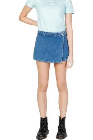Calvin Klein Shorts, Dame, Blå, W32, Bomuld, Bomuldsblandingsstof Shorts Kvinders Kollektion