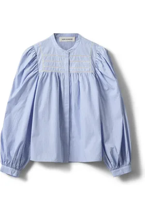 Sofie Schnoor Bluser & Skjorter, Dame, Blå, XL, Bomuld, Blå Stribet Skjorte med Ruffle Detaljer