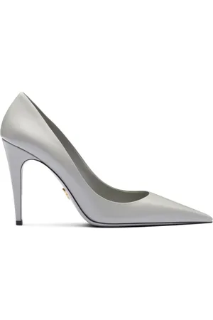 Prada Sko, Dame, Grå, 38 1/2 EU, Læder, Læder Pumps med Spids Tå Kvinder