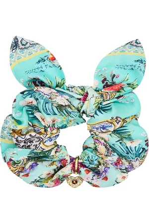 Camilla Tilbehør, Dame, Blå, ONE SIZE, Luksus Silke Scrunchie med Vedhæng