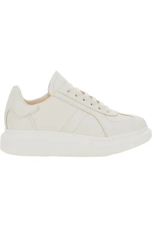 Alexander McQueen Sko, Dame, Hvid, 37 EU, Læder, Hvide Logo Patch Læder Sneakers Kvinde
