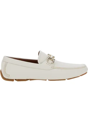 Salvatore Ferragamo Sko, Herre, Hvid, 44 EU, Læder, Hvide loafers med Gancini-plakette