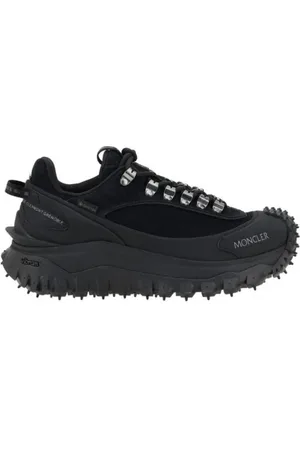 Moncler Sko, Dame, Sort, 36 EU, Suede, Apex Suede Sneakers med Vibram-sål