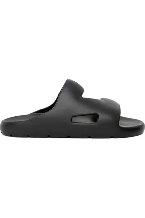 Bottega Veneta Sko, Herre, Sort, 42 EU, Satin, Sorte Gummislidere Ergonomisk Stil