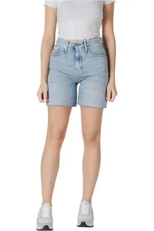 Calvin Klein Shorts, Dame, Blå, W29, Denim, Lyseblå Denim Shorts med Lommer
