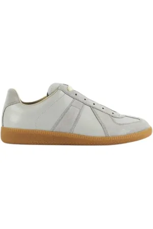 Maison Margiela Sko, Herre, Grå, 38 EU, Læder, Læder Sneakers med Hvide Detaljer