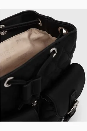 Guess Taske, Dame, Sort, ONE SIZE, Læder, Quiltet syntetisk rygsæk med metallogo
