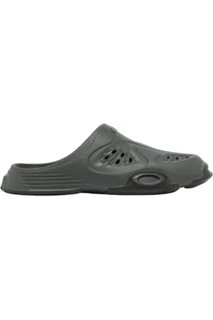 Oakley Sko, Herre, Grøn, 41 EU, Gummi Sliders med Logo Label Relief