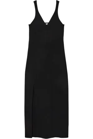 Lacoste Kjole, Dame, Sort, S, Uld, Elegant Strik Kjole med Høj Slids