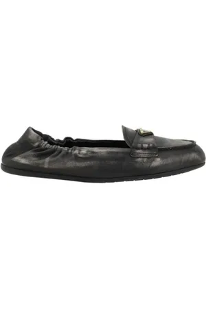 Prada Sko, Dame, Brun, 37 1/2 EU, Læder, Vintage-inspirerede læderloafers med logo-plakette