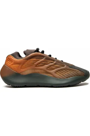 Yeezy Sko, Herre, Flerfarvet, 42 1/2 EU, Copper Fade Sneakers