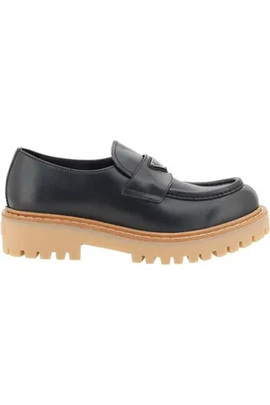 Prada Sko, Herre, Sort, 43 EU, Læder, Laklæder Loafers med Robust Sål