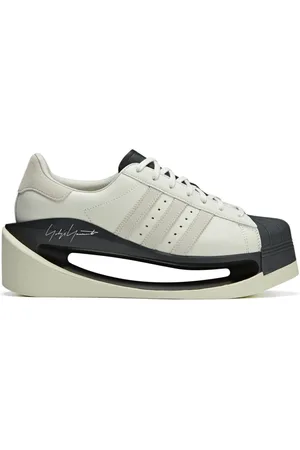 Y-3 Sko, Dame, Hvid, 38 1/2 EU, Polyester, Gendo Superstar Sneakers