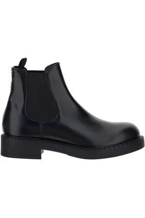 Prada Sko, Herre, Sort, 38 1/2 EU, Læder, Elegante Chelsea Støvler i Laklæderstil