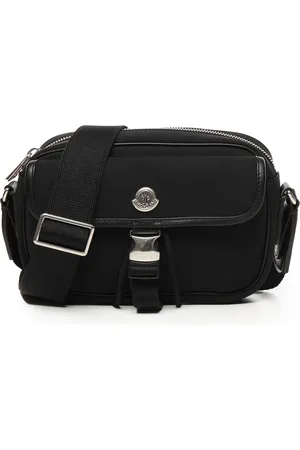 Moncler Taske, Dame, Sort, ONE SIZE, Uld, Sort Nylon Skuldertaske med Spænde