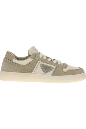 Prada Sko, Herre, , 42 1/2 EU, Suede, Ikoniske Snøresuede Sneakers