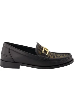 Fendi Sko, Herre, Sort, 40 EU, Læder, Læder Slip-On Loafers med Metal Detalje