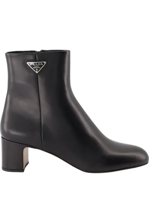 Prada Sko, Dame, Sort, 35 EU, Læder, Læder ankelstøvler med metallogo
