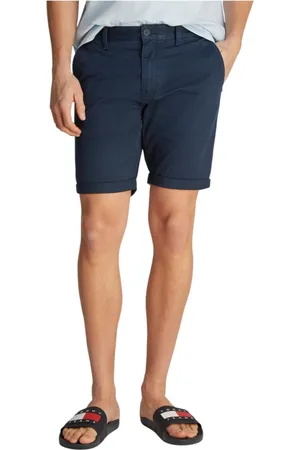 Tommy Hilfiger Shorts, Herre, Blå, W31, Uld, Stilfulde Bermuda Shorts til Mænd