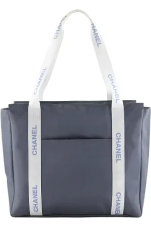 CHANEL Pre-owned, Dame, Grå, ONE SIZE, Nylon, Pre-owned Canvas totes