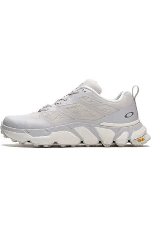 Oakley Sko, Herre, Grå, 43 EU, Let Ånde Triple Hvid Sneakers