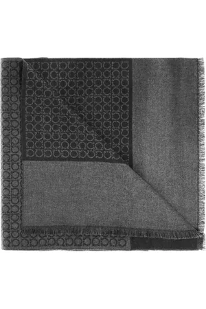 Salvatore Ferragamo Tilbehør, Herre, Grå, ONE SIZE, Uld, Logo scarf