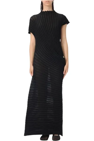 Issey Miyake Kjole, Dame, Sort, M, Polyester, Sort Plisseret Maxi Kjole
