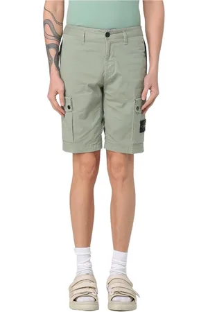 Stone Island Shorts, Herre, Grøn, W37, Uld, Stilfulde Cargo Shorts med Flere Lommer