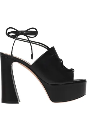 Gianvito Rossi Sko, Dame, Sort, 36 EU, Læder, Sort Nappa Læder Sandaler Produceret i Italien