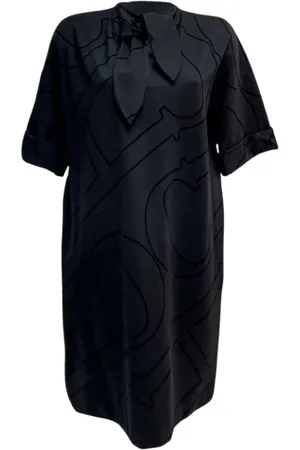 Carolina Herrera Kjole, Dame, Sort, S, Sort Oversize Initialer Kjole med Bue Detalje