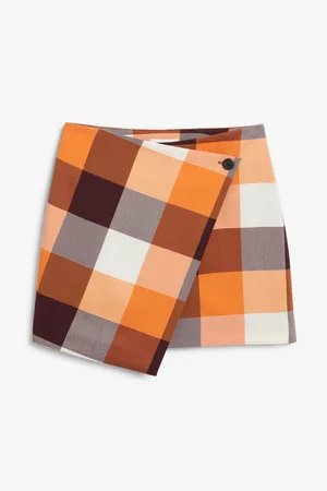 Monki Preppy buttoned mini skirt