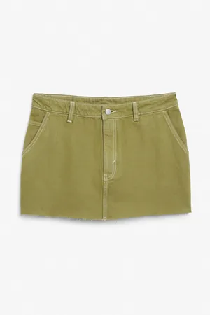 Monki Kvinder Mininederdele - Denim cargo mini skirt with frayed hem