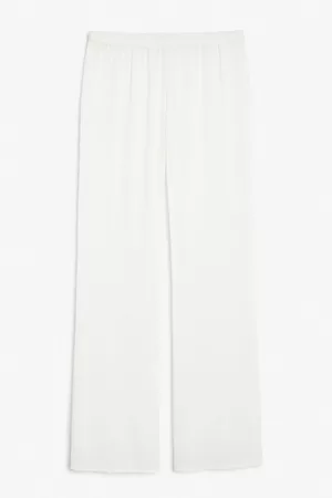 Monki Kvinder Straight - Regular waist straight leg textured trousers