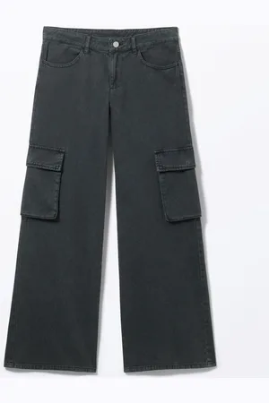 Monki Loose Fit Low Waist Twill Cargo Trousers