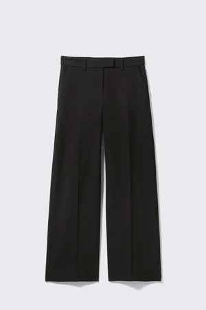 Monki Low Waisted Pleated Suiting Trousers