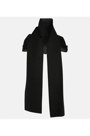 The Row Dodi cashmere scarf