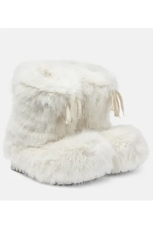 Balenciaga Alaska faux fur snow boots