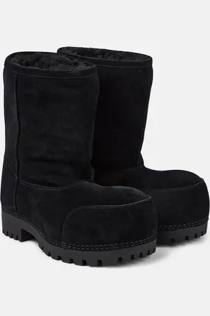 Balenciaga Alaska Low suede boots