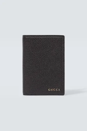 Gucci Logo leather passport holder