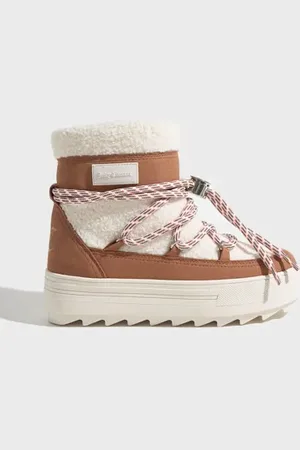 Juicy Couture - Juicy Snow Boot