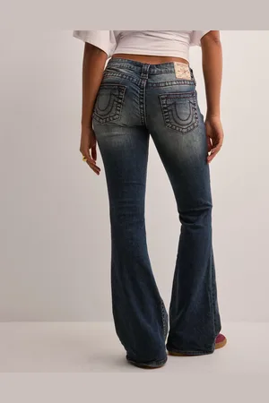 True Religion - Nelly Ultra Low Rise Joey Flare Big T