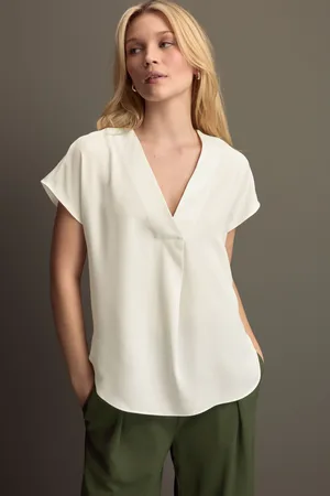 Next Relaxed Fit Short Sleeve Overhead V-Neck Blouse42