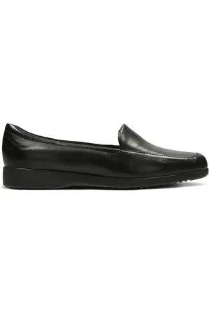 Clarks Wide Fit Leather Georgia Shoes