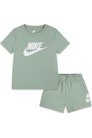 Nike Little Kids Club T-shirt og shorts